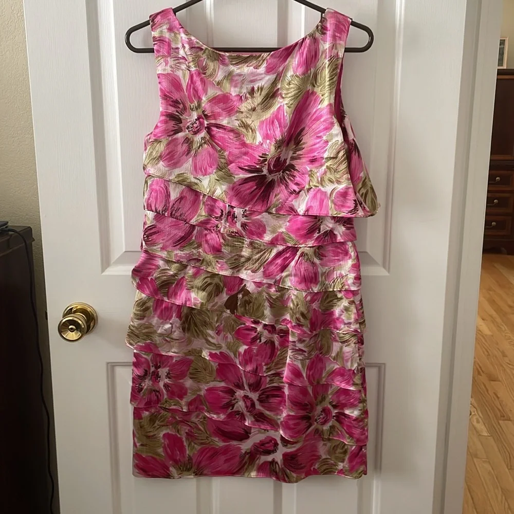 Tiered floral dress by Connected. Size 6. Pink and green floral. Has a shimmer